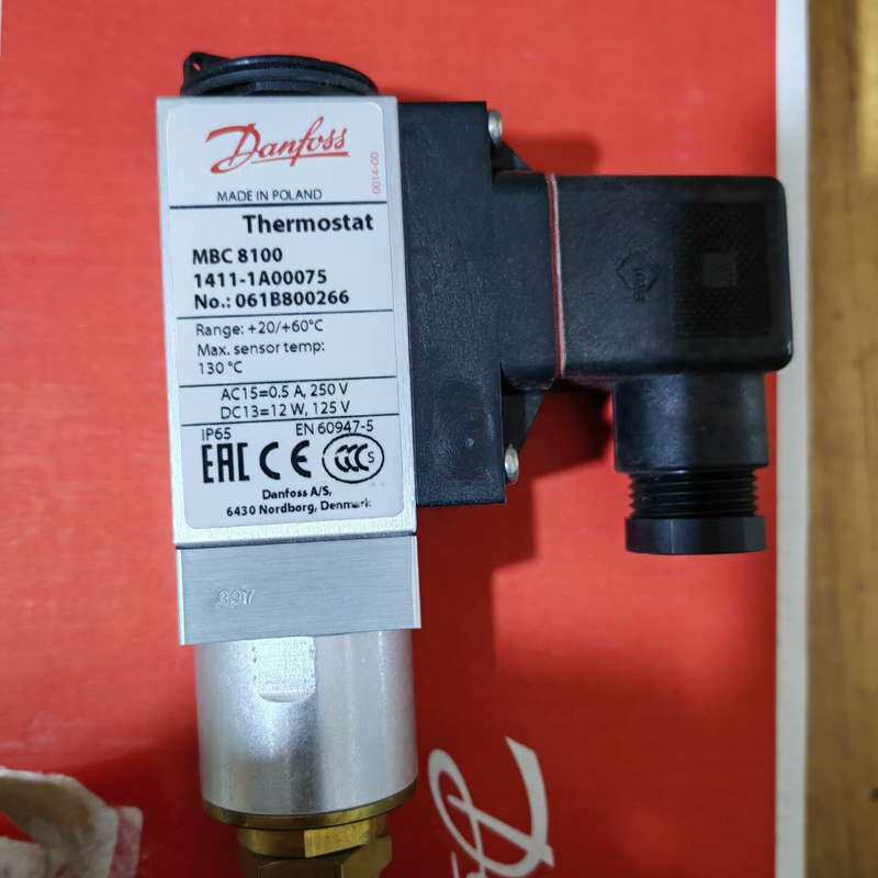 丹佛斯温控阀061B800266波兰原装进口，型号1411---议价商品