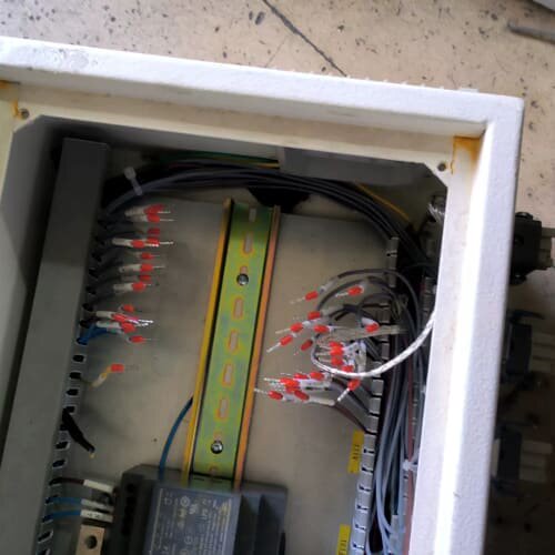 PLC H2U-1616MR-XP，拆机件，实物拍摄，成色看--议价商品