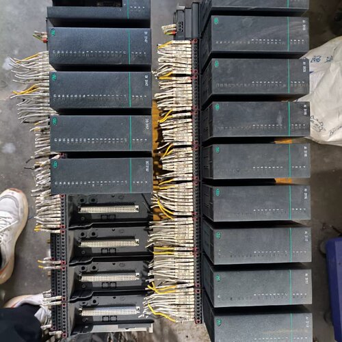拆机国产plc两套，成色好，功能正常，给线就出，要的来，拆机--