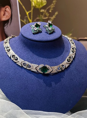 轻奢新娘高级感绿色短款锁骨链