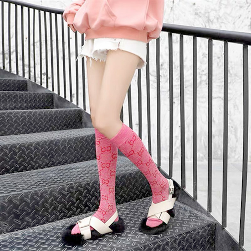 外贸尾货双C字母个性及膝小腿袜ins潮牌网红亮丝女中筒袜女堆堆袜,女士内衣/男士内衣/家居服,长筒袜,淘宝优惠券,粉丝福利购,淘宝优惠卷