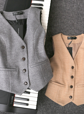 与大衣搭配保暖复古又有范儿女装冬款加厚毛呢人字纹显瘦马甲大码