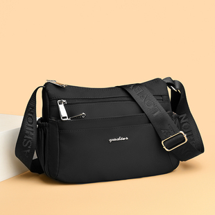 防水牛津布女士斜挎包新款轻便妈妈包高级感耐用小众休闲生意布包