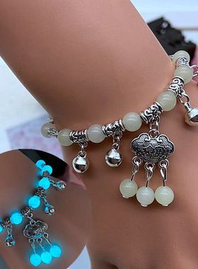 跳舞蹈藏银铃铛有声音