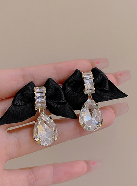 黑色丝带蝴蝶结耳环女甜美夸张礼服高级感耳坠超闪水滴锆石耳钉