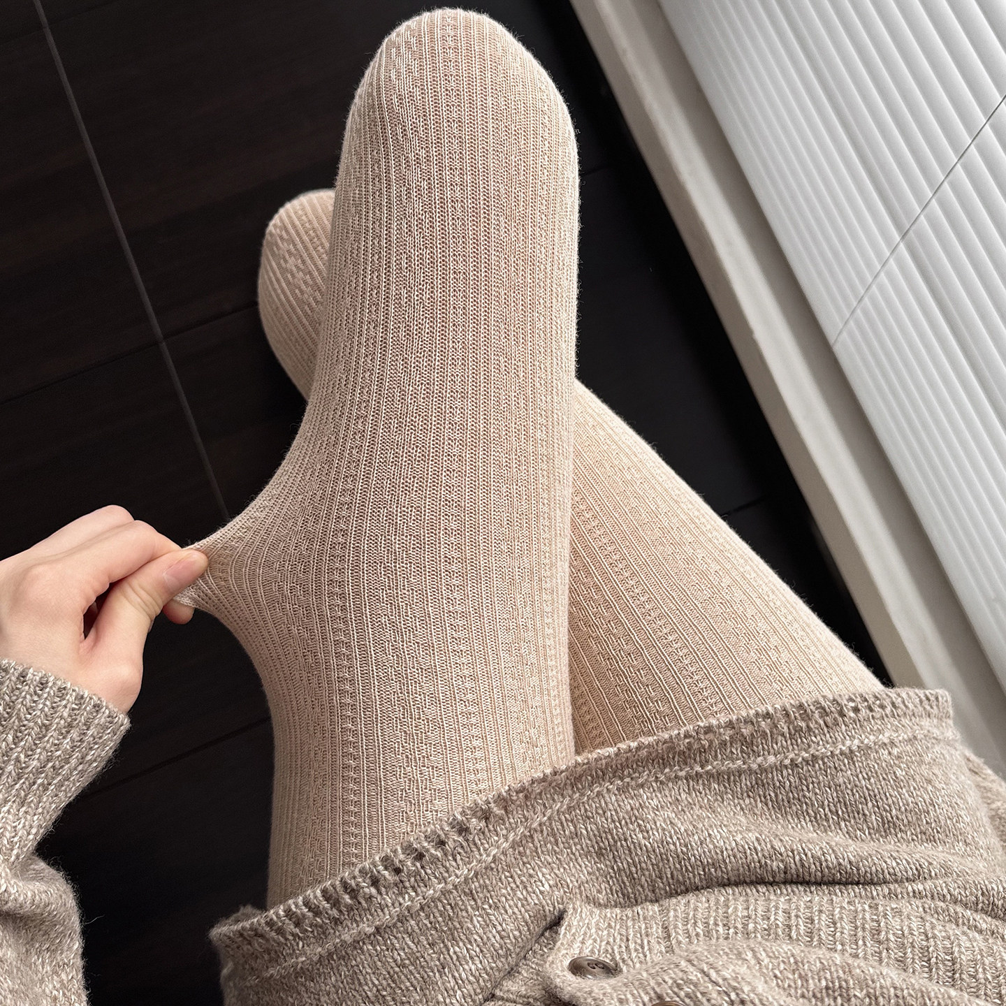 燕麦色打底裤女秋冬款加厚烟灰连裤袜保暖咖啡色麻花纹针织打底袜