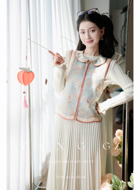 YANG GZ【万马迎春】新中式国风骏马纹翻领开衫马甲外穿上衣女