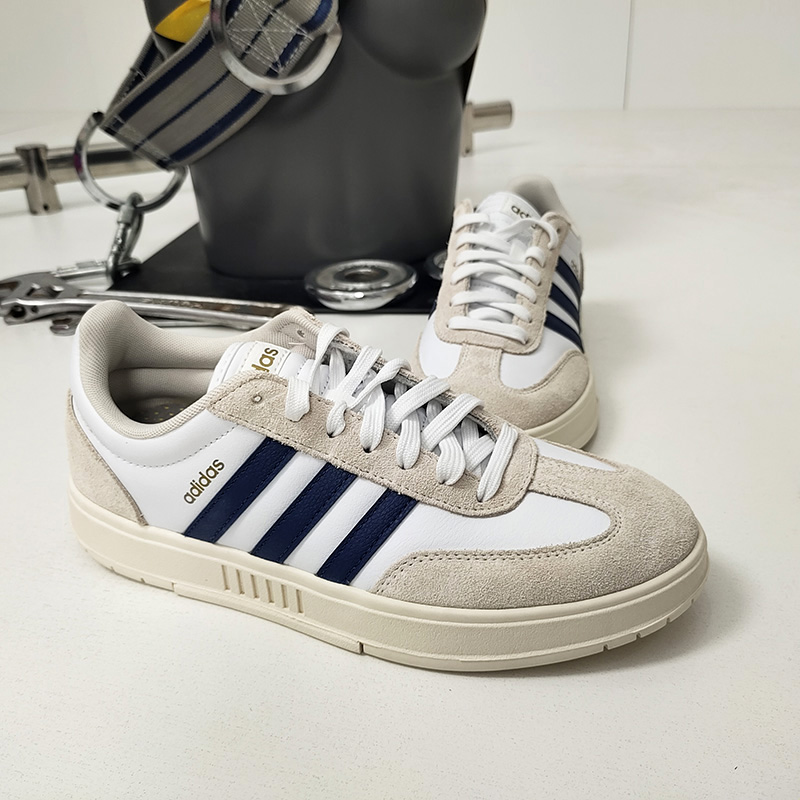 阿迪达斯ADIDAS男子休闲运动鞋