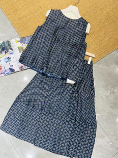 安西娅 蓝花真丝上衣