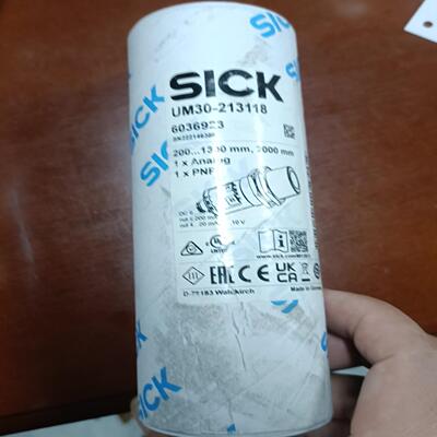 SICK西克超声波传感器型号UM30-213118