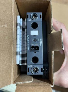 BGA260202塑料外壳断路器2P 20A全新实物