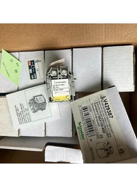 西德福SNA-254-V-S-O-12-490116液位计