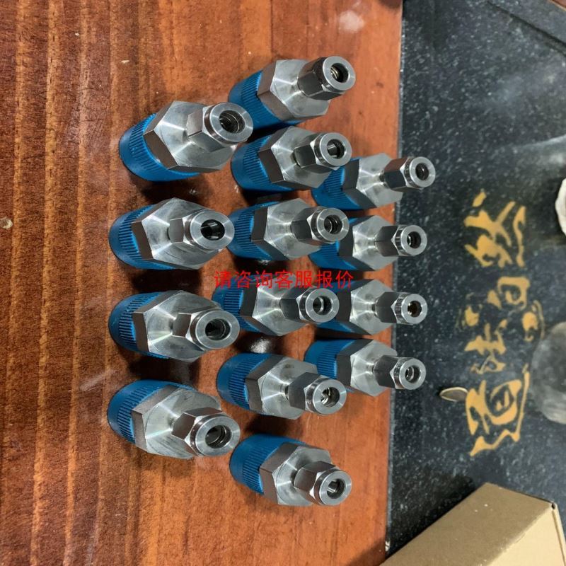 丹麦THIIM品牌隔离放大器，实物如图，拆机下来的有2个，一