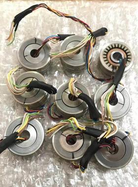 TOSHIBA/0.4kW三相200-240V多功能·小型变频器VFS11-2