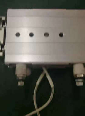 日本原装CKD 滑台气缸 LCR-2050 九成新