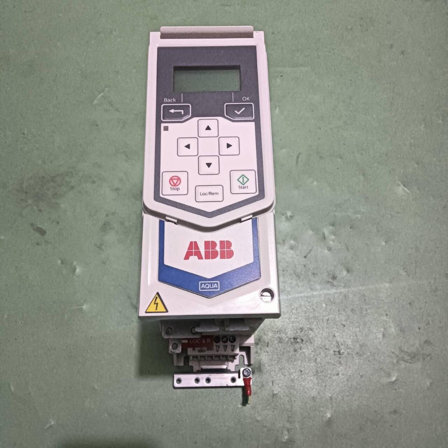 ABB ACQ531系列变频器4kw 三相380V