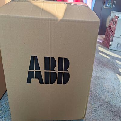 REF542PIuS  ABB控制器 1VCF752000
