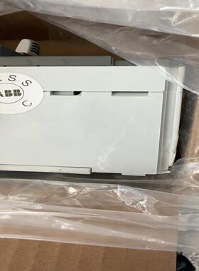 ABB塑壳断路器XT3N250 TMD1001000 FF