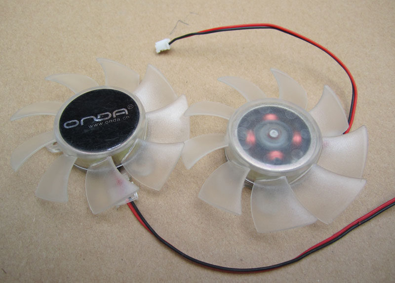 原装昂达9600GT512MB神戈风扇图片