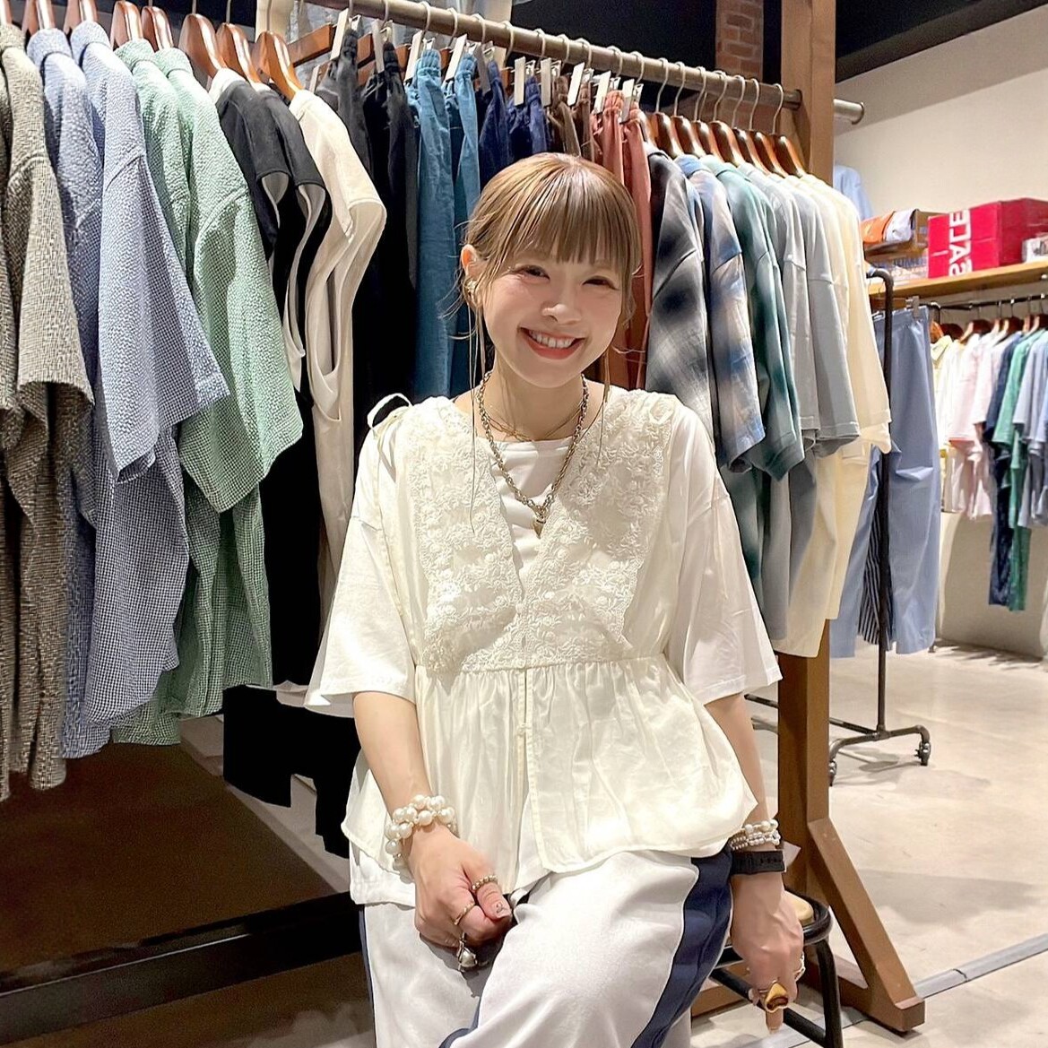 N再生纤维素拼接蕾丝花边甜美仙气薄纱马甲三色入