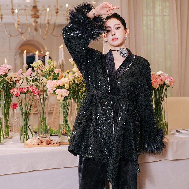 新款软胶片烫金法兰绒睡衣三件套珊瑚绒北极绒仿狐狸毛家居服