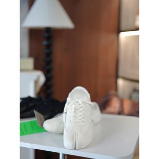 6号衣橱 l 小众 小羊皮平底系带分趾运动休闲鞋 猪蹄鞋 德训鞋OK