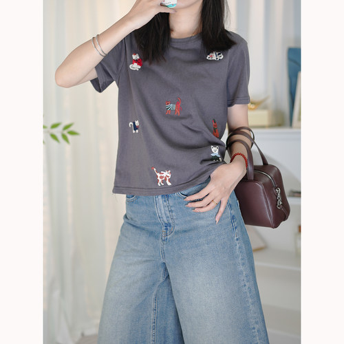 日本棉纱小猫刺绣宽松短袖T恤