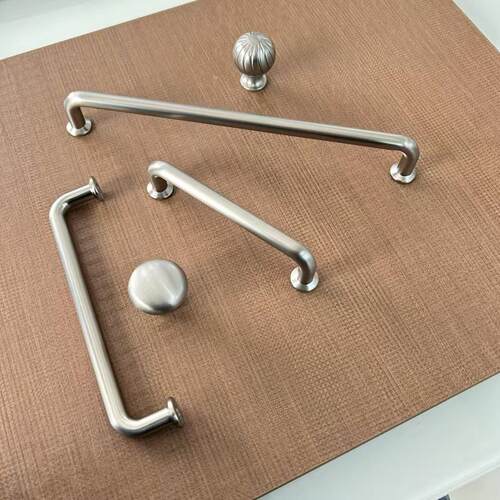 现代简约柜门橱柜抽屉拉手极简风