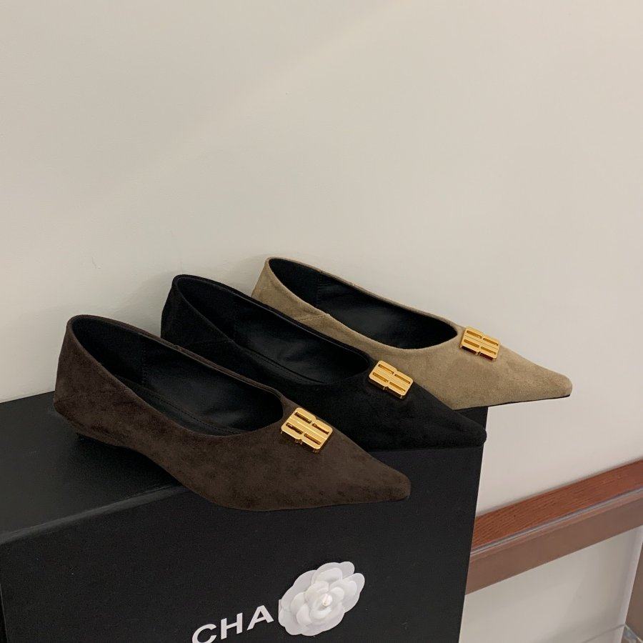 法式复古风金属扣尖头浅口单鞋女绒面百搭通勤鞋,女鞋,玛丽珍鞋,淘宝优惠券,粉丝福利购,淘宝优惠卷