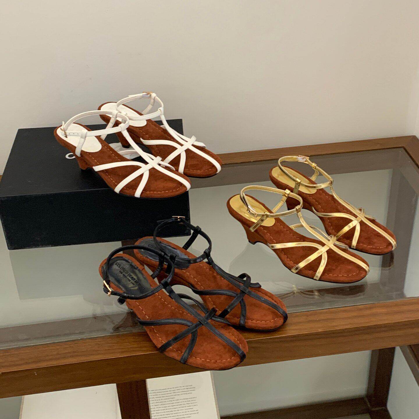 COLORED BEAN MONTH法式复古交叉细带罗马凉鞋女夏季新款尖头气质