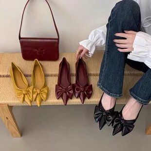 2种跟尖头单鞋女2026春季新款配裙子女鞋蝴蝶结浅口红色鞋子