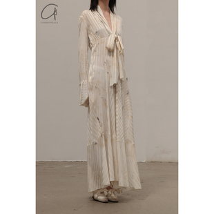 Mutedance 桑蚕丝连衣裙