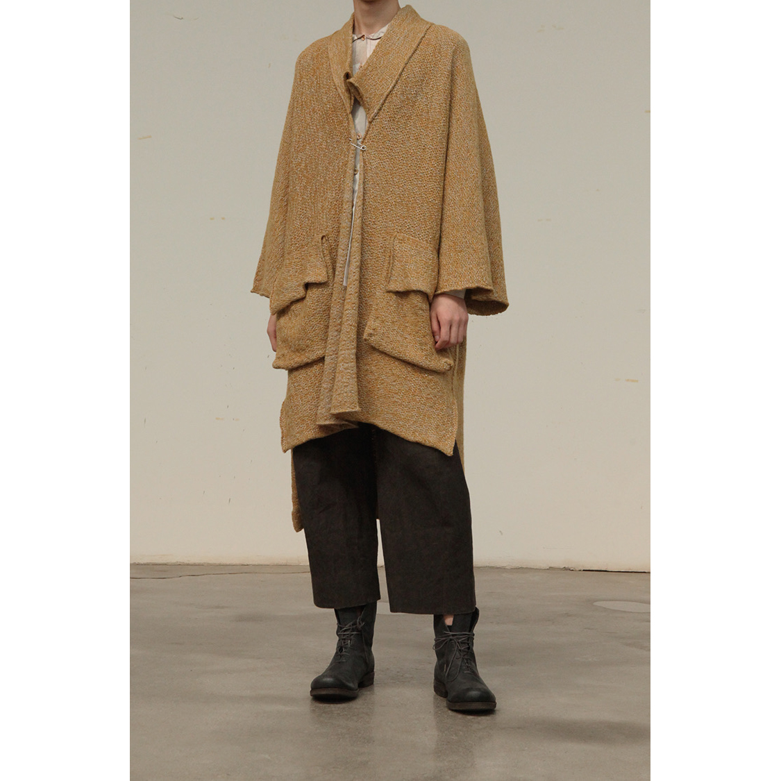 羊毛和服质感比利时针织衫