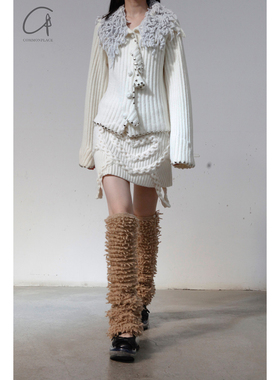 NAN KNITS  爱心绞花短裙