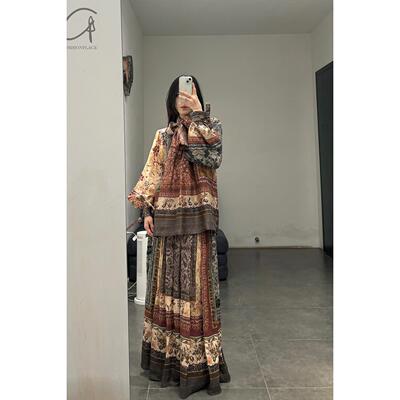 INTO THE EAST 真丝印花飘带上衣