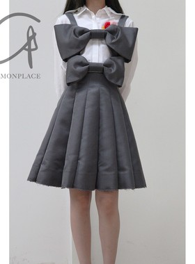 90%OFF SHUSHU TONG 大蝴蝶结V领百褶吊带连衣裙系列 commonplace