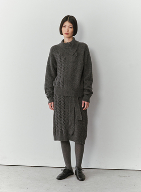 NAN KNITS 25秋冬 编织绞花珠片套头衫/半身裙