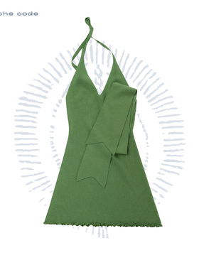 o cloche code 挂脖吊带连衣裙