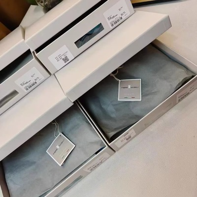 LP过w的品质轻盈柔软温暖真丝羊绒亨利衫上衣