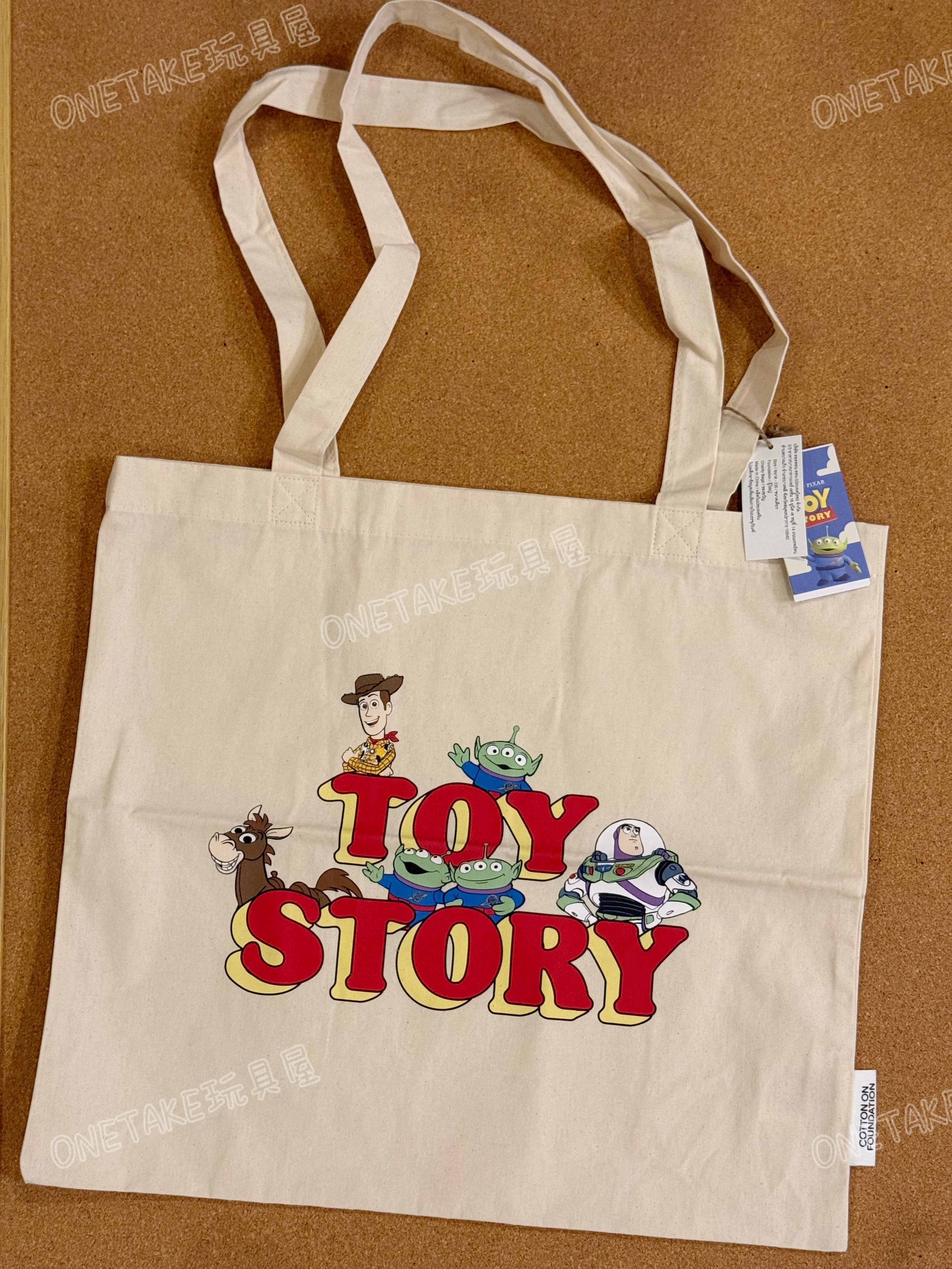 cotton on联名toystory玩具总动员三眼仔巴斯光年帆布袋单肩包图片