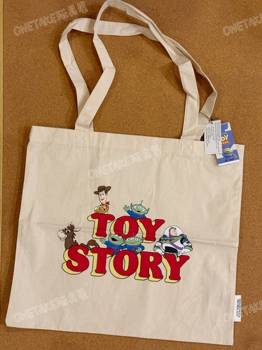 cotton on联名toystory玩具总动员三眼仔巴斯光年帆布袋单肩包
