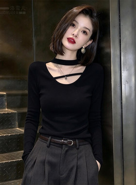 精致挂脖小心机打底衫T恤女2026秋季新款设计感洋气显瘦百搭上衣