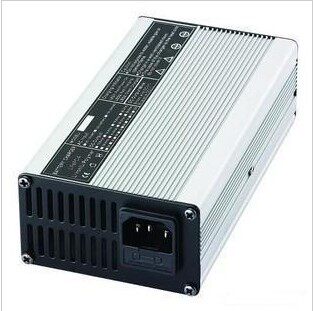 42V2.5A台湾Patgear贝其尔充电器 10串三元锂电池电动滑板车
