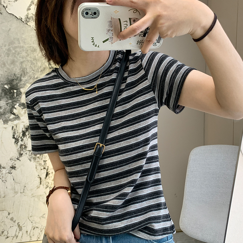 休闲风撞色条纹基础圆领经典短袖棉春夏韩版修身百搭T恤女上衣新