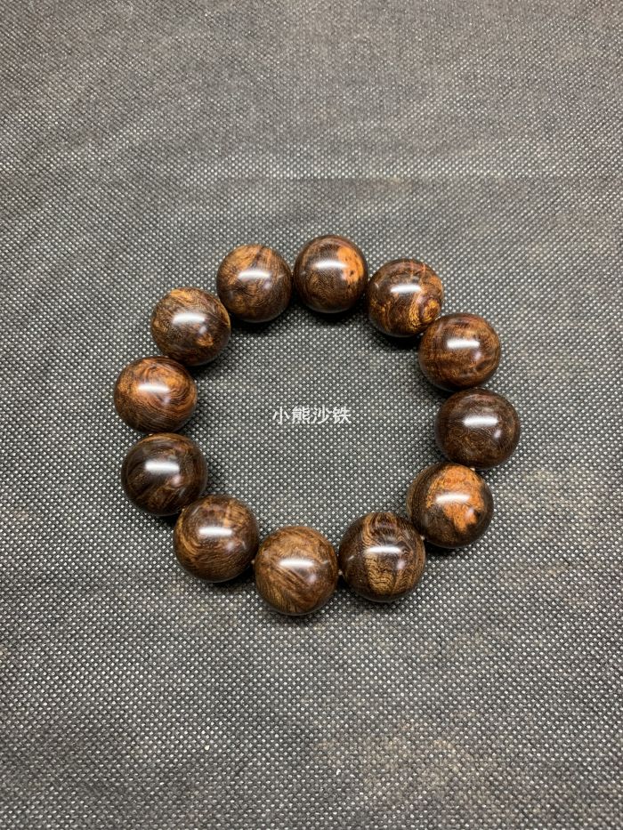 精品【小熊沙铁】【一物一拍】美国沙漠铁木手串2.0黑金瘤疤料