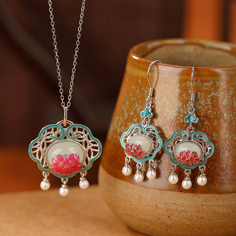 通体S925纯银和田玉国潮如意钱币莲花珍珠流苏镂空吊坠耳坠套装