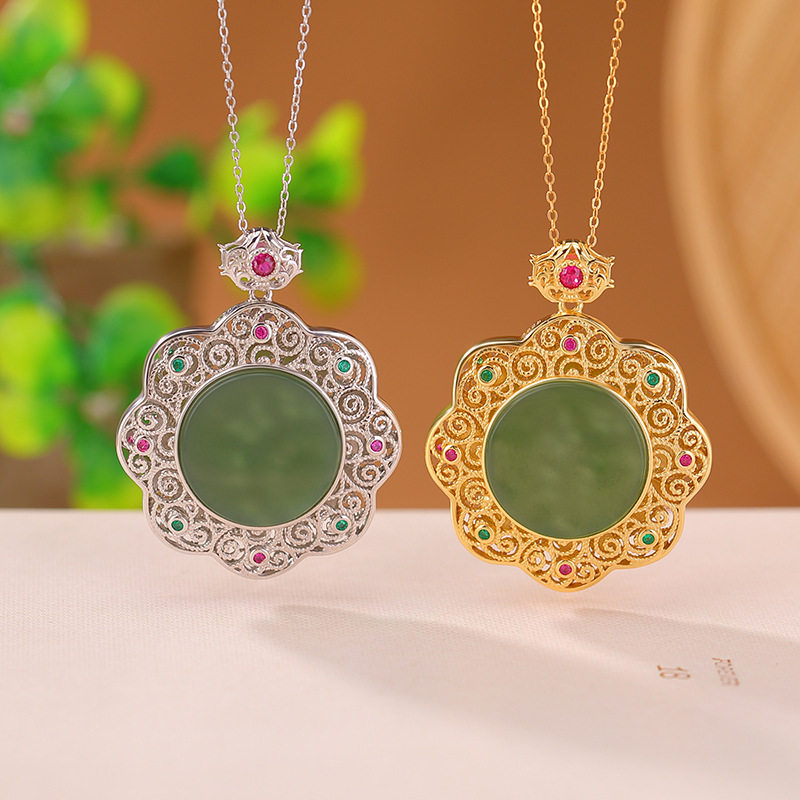 通体S925纯银镀金和田玉碧玉吉祥八宝镂空如意圆形吊坠国风挂坠