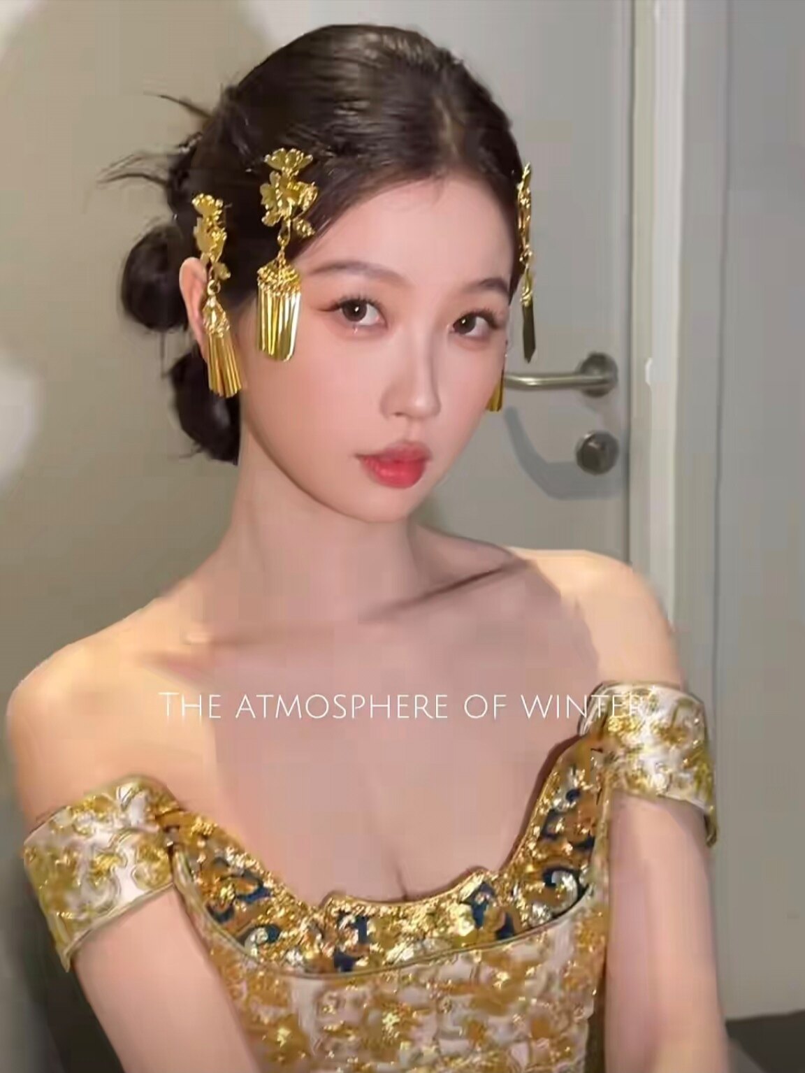虞书欣同款新中式简约金色流苏侧边新娘秀禾服龙凤褂跟妆气质头饰