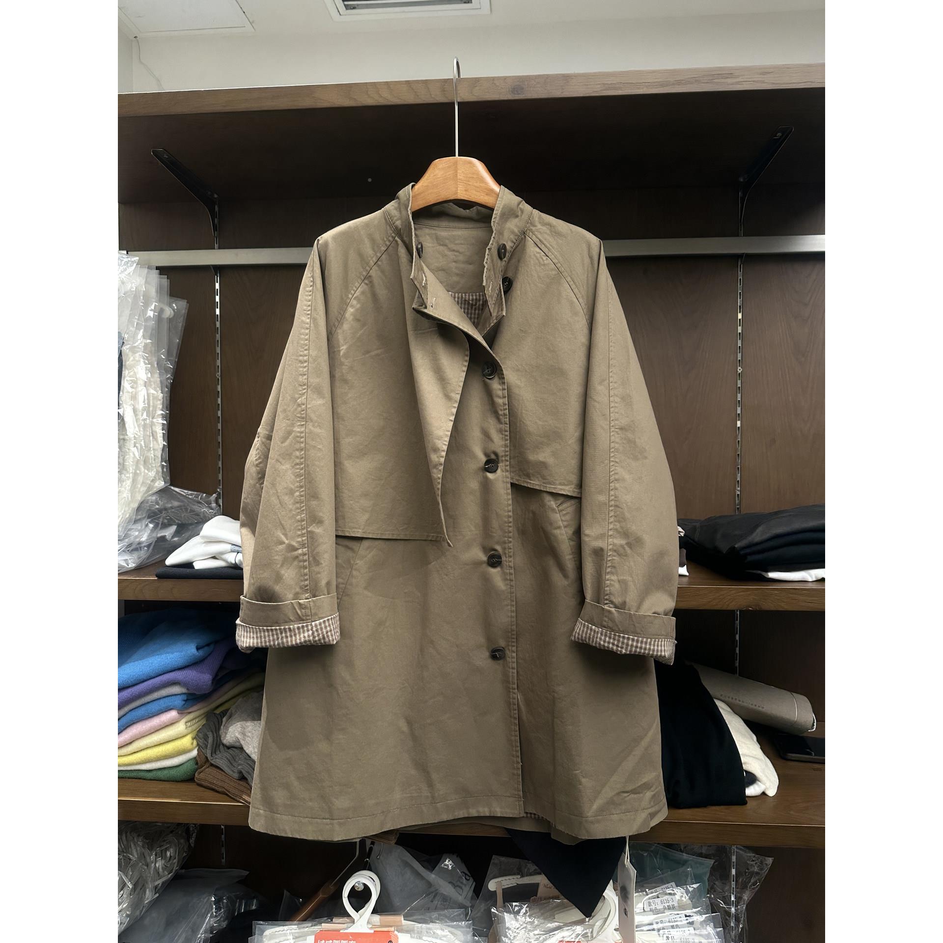 实体女装左村新款风衣装女通勤工立领单排挡片全风中长款插扣肩袖图片