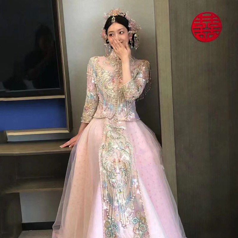 新式秀禾服2026新娘中式婚纱礼服结婚仙气优雅修身龙凤褂夏季粉色